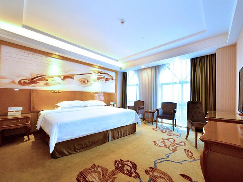 Vienna Classic Hotel Shenzhen Bantian Wuhe Avenue Eksteriør billede